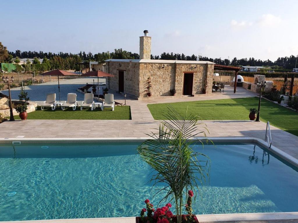 Villa Yioukkas Paphos Bagian luar foto