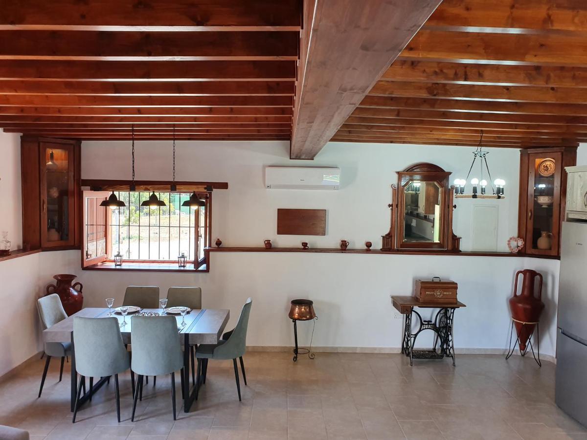 Villa Yioukkas Paphos Bagian luar foto